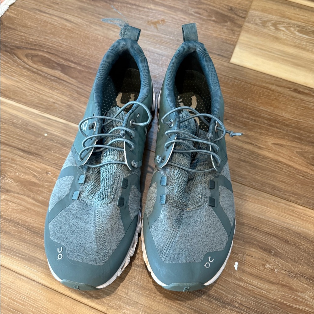 On Running Women’s Athletic Shoes